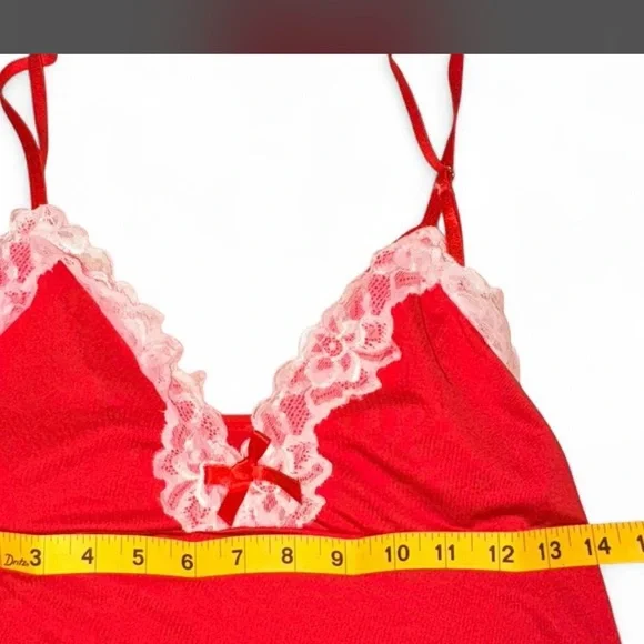 Red Lace-Trim Slip: Size M - Unbranded - Picture 6 of 6